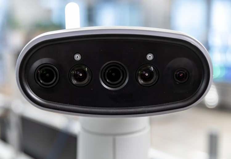 <p>Vanhoucke, "AI, dijital dünyalarda çok başarılı oldu, ancak gerçek fiziksel dünyadaki gerçek insanlar için gerçek sorunları çözmede hala önemli bir göçük oluşturması gerekiyor." Dedi. "Yapay zekanın gerçek dünyaya göç etmesi için şu anda gerçekten harika bir zaman olduğunu düşünüyoruz" dedi.</p>
