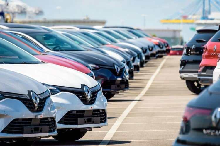 <p>Volkswagen'i, 12 bin 641 adetle Renault izledi.</p>
