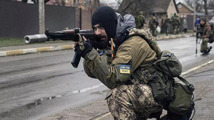 <p>Bu gelişmenin ardından çatışmalar Donetsk bölgesinde yoğunlaşırken savaş Kırım'a da sıçramış durumda.</p>

<p> </p>
