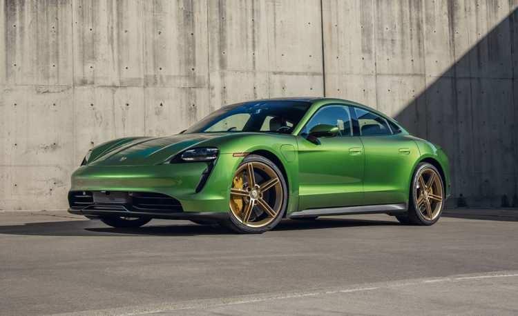 <p>25 - <strong>Porsche Taycan</strong>: 227 mil / 365 Km</p>

<p> </p>

<p>Porsche Taycan piyasadaki bir spor araba gibi hareket eden birkaç EV'den biridir.</p>
