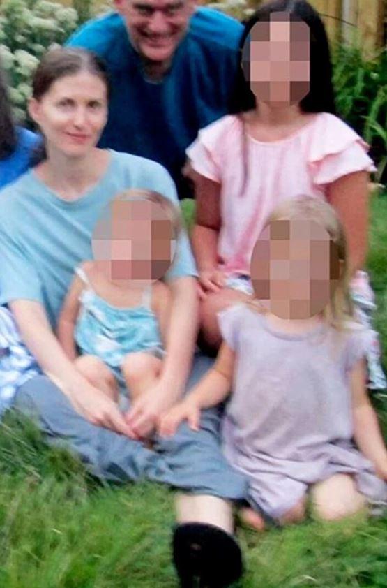 <p>Mahkeme Sheila'yı birinci derece cinayetten suçlu bulmasının ardından müebbet hapis cezasına çarptırıldı.</p>

<p> </p>
