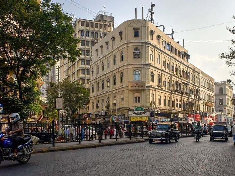 <p>32. Colaba Geçidi, Bombay</p>

<p> </p>
