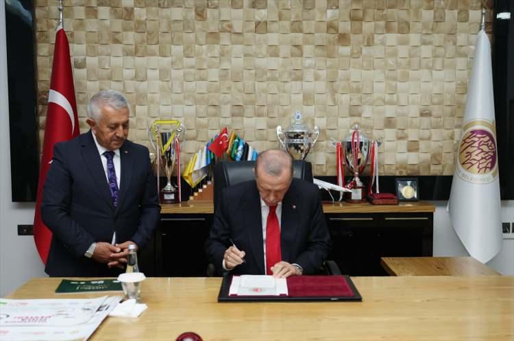 <p>AFYONKARAHİSAR BELEDİYESİNE ZİYARET</p>