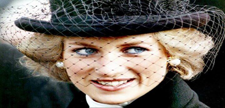 <p>"Şaşırtıcı olduğunu biliyorum ama Prenses Diana'yı tanıyamadım” diyen Mailliez, “Çok güzel olduğunu fark ettim ama hayatını kurtarmaya o kadar odaklanmıştım ki bu kadının kim olduğunu düşünecek zamanım olmadı” diyerek yaşadığı o anları anlattı.</p>

<p> </p>
