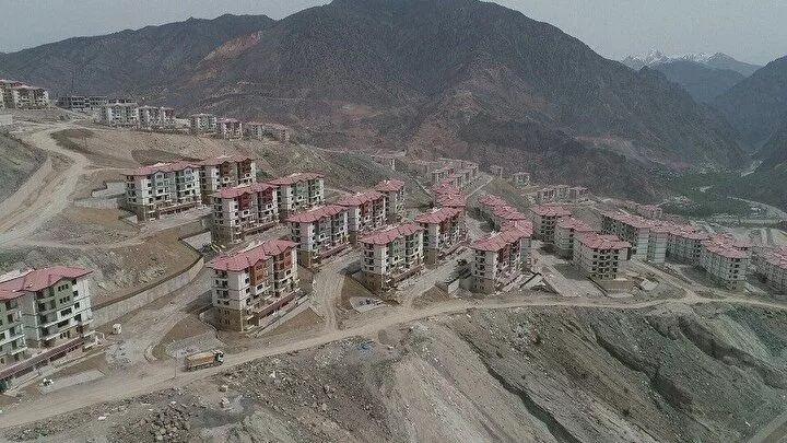<p>Cumhurbaşkanlığı Kararnamesi ile Sosyal Politikalar Kuruluna verilen görev ve yetkiler kapsamında görev yaptıklarına dikkati çeken Işıkhan, </p>
