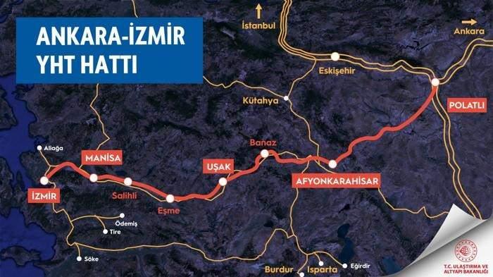 <p><strong>7 baraj ve bir gölet daha inşa ediyoruz. Sulama projeleriyle Afyonkarahisar'da 742 bin dekar zirai araziyi sulamaya açtık. Böylece yıllık 1,1 milyar lira zirai gelir artışı sağladık. Yapımı süren 13 sulama tesisimiz ile toplam 34 bin dekar araziyi daha sulayacağız."</strong> ifadelilerini kullandı.</p>