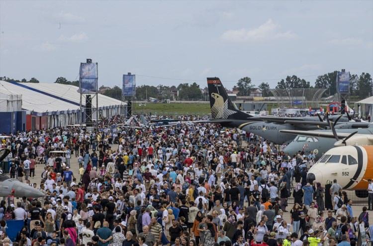 <p>Festivale son gün gelme fırsatı yakalayan vatandaşlar, “İşlerimiz dolayısıyla son gün gelebildik.</p>
