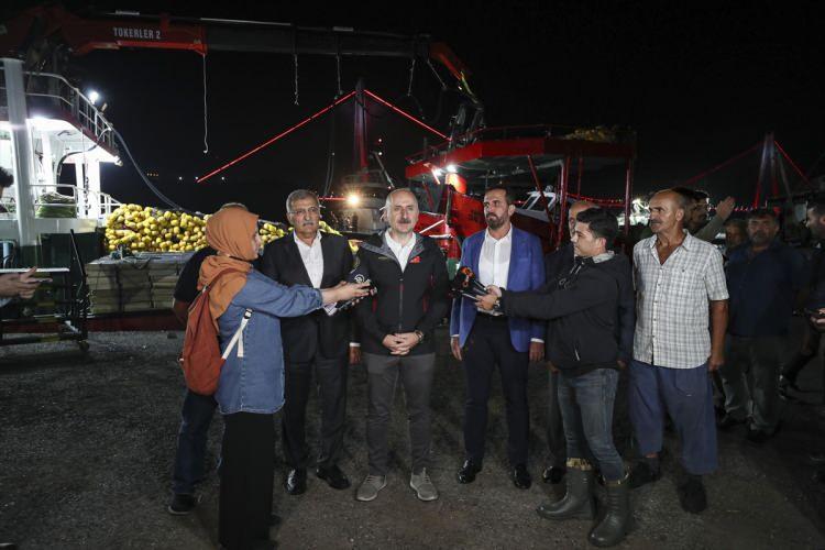 <p><strong>İSTANBUL</strong></p>

<p>Ulaştırma ve Altyapı Bakanı Adil Karaismailoğlu, Poyrazk&ouml;y Balık&ccedil;ı Barınağı'nda 2022-2023 Su &Uuml;r&uuml;nleri Av Sezonu a&ccedil;ılışına katıldı.</p>

<p>&nbsp;</p>
