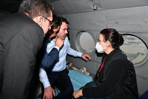 <p>Selde hayatını kaybedenlerin yakınlarına başsağlığı dileğinde bulunan Bakan Murat Kurum, “Türk halkı olarak ilk andan itibaren yardımlarımızı gönderme gayreti içerisinde olduk. İçişleri Bakanımız, AFAD, TOKİ, Kızılay, Yapı İşleri Genel Müdürlüğümüz, İller Bankası Genel Müdürlüğü'yle Türkiye'de yapmış olduğumuz gibi her afet sonrasında nasıl bir aksiyon alıyorsak, bugün de dost ve kardeş Pakistan halkı, devleti için de aynı anlayışla buradayız. </p>
