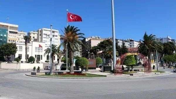 <p><strong>10- Hatay</strong></p>

<p>Hatay, 1 milyon 844 bin 659 nüfusuyla Türkiye'nin en kalabalık 10. kendi olacaktı.</p>
