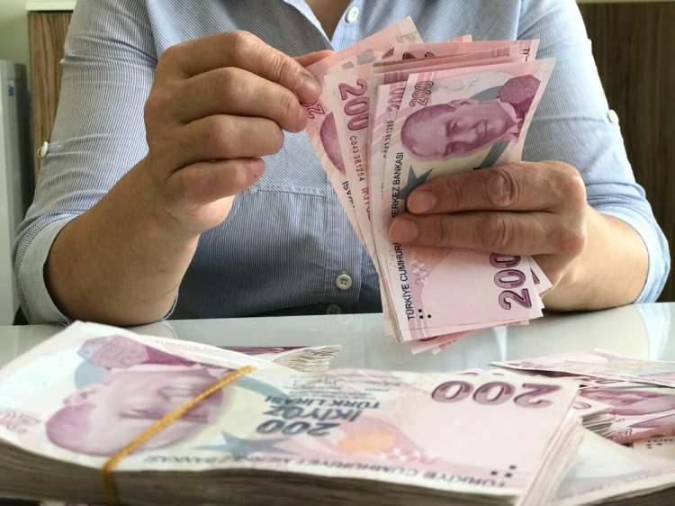 <p><strong>Banka tercihi yaparken nelere dikkat edilmeli?</strong><br />
<br />
Promosyon imzasını atmadan önce kampanyaların şartlarının detaylıca okunarak karar verilmesi önemli. İstediğiniz ödemeyi almak için pek çok şartla karşılaşabilirsiniz.</p>