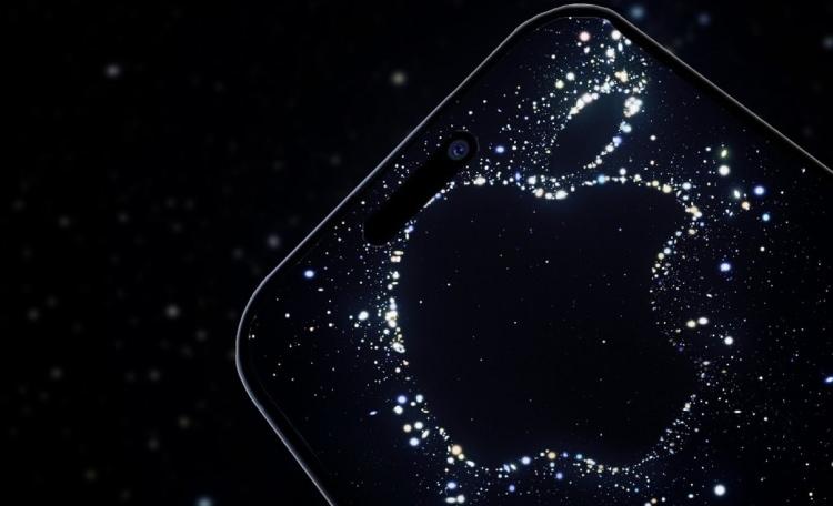 <p>Bir başka çarpıcı iddia iPhone 14'lerin uydu bağlantısını destekleyeceği oldu. </p>

<p>Etkinliğin İngilizce adı Far Out olarak açıklandı. Türkçe karşılığı 'Uzaklarda' olmasına rağmen Apple Türkiye'de etkinliğin adını 'Gelecek Zaman' olarak duyurdu. Yurt dışındaki kullanıcılar İngilizce adına atıfta bulunarak 'Uzaklarda' sloganı için iPhone'un uydu bağlantısı desteğinden ilham aldığını belirtiyor.</p>

<p>Uydu bağlantısı ile baz istasyonlarının yetersiz olduğu bölgelerde iletişim kurulmaya devam edilebiliyor. </p>
