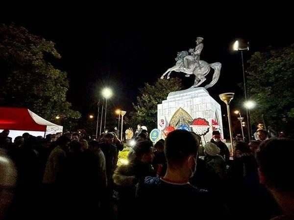 <p><strong>6- Samsun</strong></p>
<p>Samsun 1 milyon 998 bin 603 nüfusuyla Türkiye'nin en kalabalık altıncı kenti olacaktı.</p>