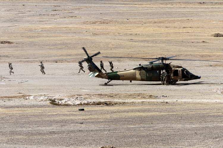 <p>Tatbikat, ABD Merkez Kuvvetler Komutanlığının (CENTCOM), bölgedeki en güçlü ve güvenilir ortaklarından Ürdün Silahlı Kuvvetleri ile ABD askeri ilişkisinin en önemli olayı olarak kabul ediliyor.</p>

