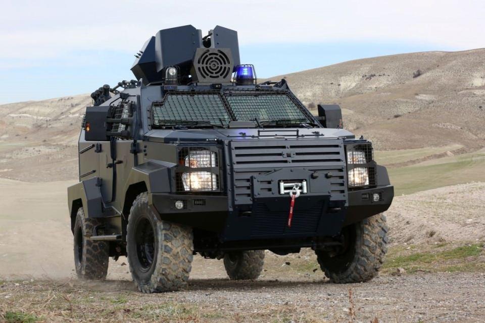 <p>Nurol Makina ise başta İngiltere gibi dünyanın ve Avrupa'nın önde gelen, sınıfının en gelişmiş ürünlerinin tercih edildiği pazarda yer almayı, Avrupa'da araç teslimatlarına başladığı Macaristan'a yeni ülkeleri eklemeyi hedefliyor. </p>