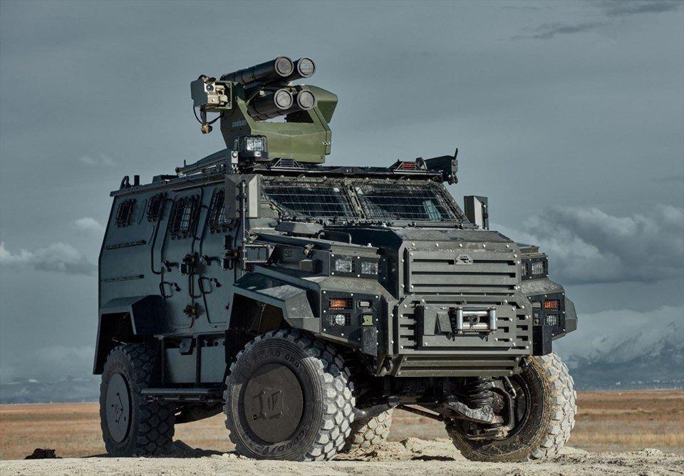 <p>Nurol Makina, fuarda sergilediği araçta ayrıca dünyanın önde gelen savunma sanayisi şirketlerinden Almanya menşeli Rheinmetall'in akustik atış yeri tespit sistemine yer verdi. </p>
