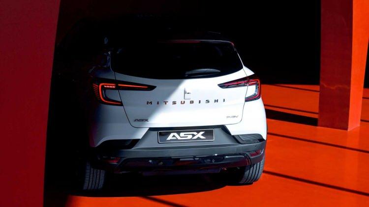 <p>Sonuç olarak, Mitsubishi'nin yeni ASX'i Renault Captur'dan klonlaması, ittifakın yeni stratejisinin bir sonucu olarak değerlendirilebilir.</p>
