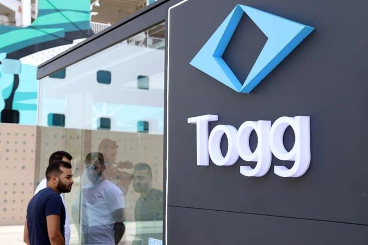 <p>Togg, 2030’a kadar tek bir platformdan 5 farklı model üretimiyle toplam 1 milyon adet araç üretmeyi planlıyor.</p>