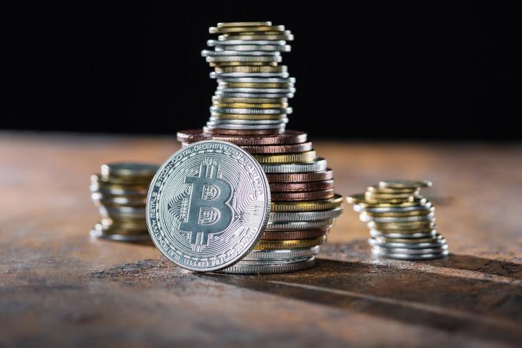 <p>Powell’ın inovasyonu destekliyoruz açıklamasının ardından 20380$'a kadar yükselen Bitcoin şu sıralar 19562$’dan işlem görüyor.</p>
