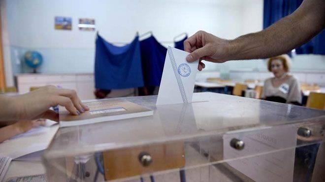 <p><strong>BAŞKANLIK SİSTEMİ TUTMUŞ</strong></p>
<p>Bu gerilimi artıracak bir başka unsur da, 6'lı masanın belki de varlık nedeni olarak görülen "hükümet sistemi"yle ilgili. Aylarca "Cumhurbaşkanlığı Hükümet Sistemi" kötü, "Güçlendirilmiş Parlamenter Sistem" iyi diyenlere halkın cevabı çok net:</p>