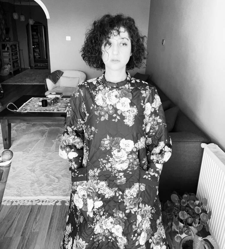 <p><span style="color:#800080"><strong>Oldu olası toplu dediğimiz, geniş yanakalarıyla sempati toplayan Erkek, son zamanlarda yayınladığı fotoğraflarla ne kadar kilo veridği ortaya koydu.</strong></span></p>