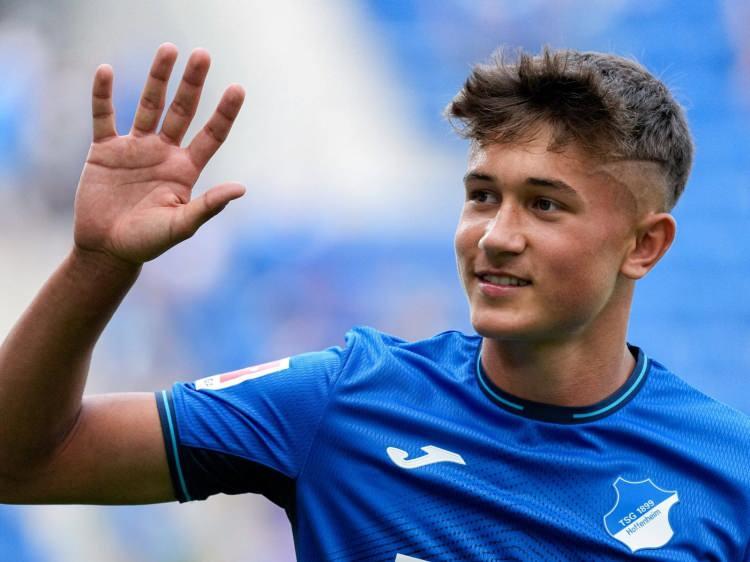 <p>19- Tom Bischof - Hoffenheim</p>
<p> </p>