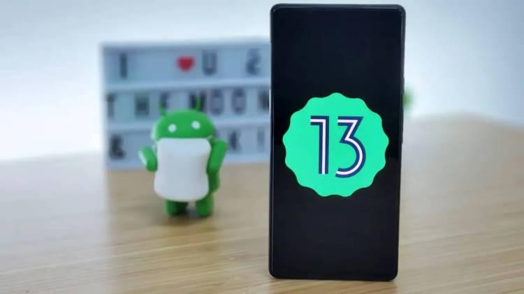 <p>Söylentilere göre Google'da piyasanın gerisinde kalmamak için Android 13 ile birlikte uydu bağlantısını desteklemeye başlayacak. </p>