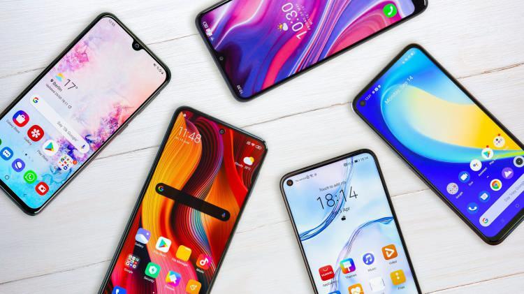 <p>Şimdilik uydu bağlantısını destekleyen telefonlar, yalnızca SOS çağrıları için kullanılabiliyor. Ancak yakın bir zamanda engeller aşıldığında cep telefonlarında yeni bir dönem başlayacak. (Haber7)</p>
