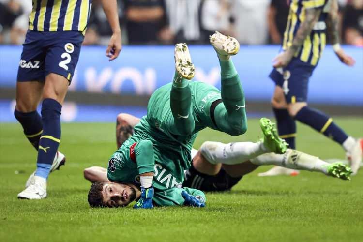 <p>İŞTE KARŞILAŞMAYA DAMGA VURAN GÖRÜNTÜLER:</p>