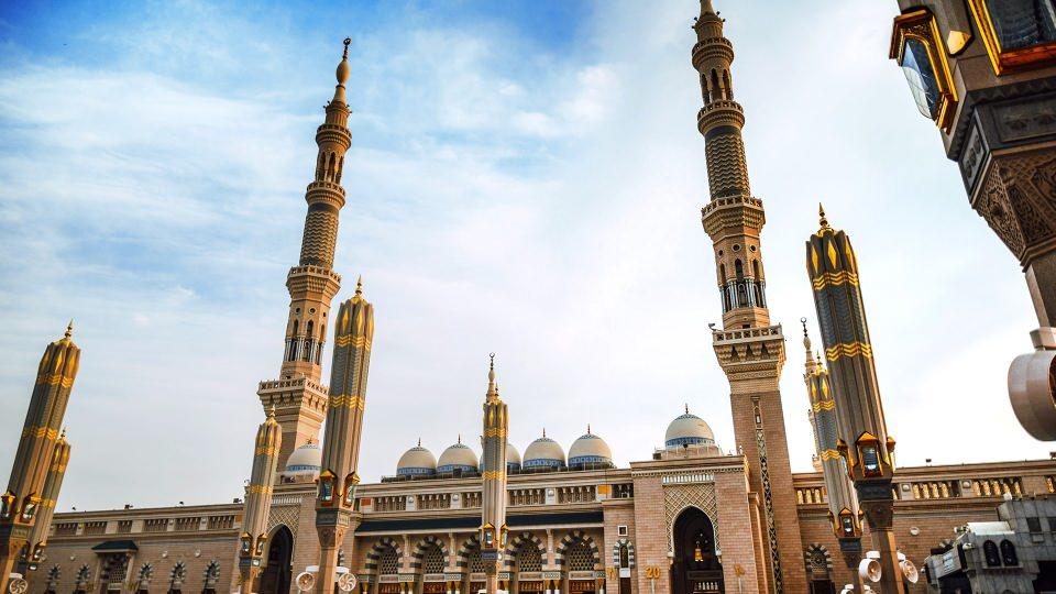 <p>Suudi Arabistan: 281.494</p>
<p> </p>
