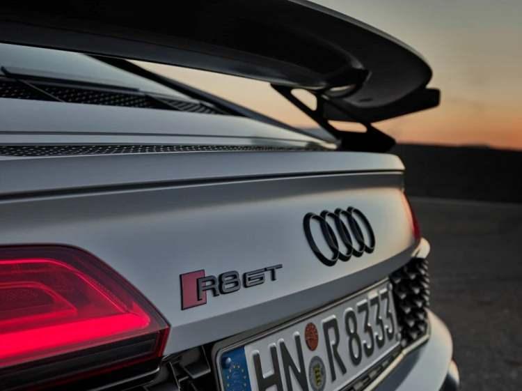 <p>Audi Sport GmbH, ilk Audi R8 GT'nin prömiyerinden on iki yıl sonra, süper spor modelin ikinci versiyonu Yeni Audi R8 Coupé V10 GT RWD'yi pazara sundu.</p>

