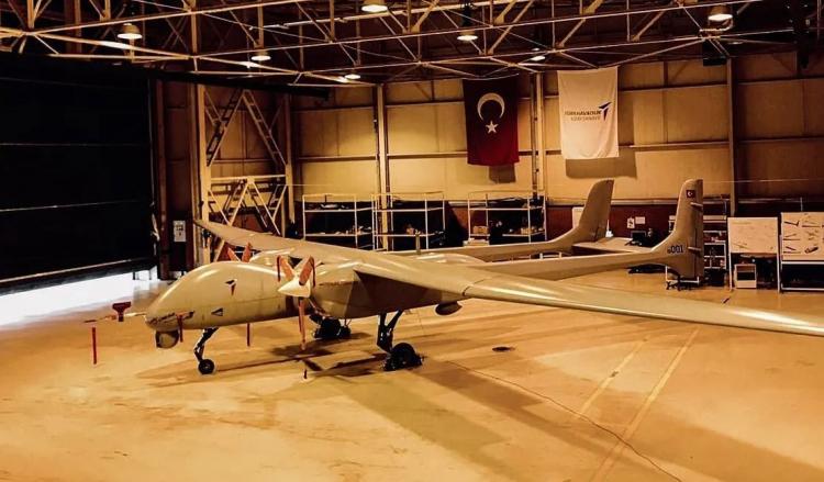 <p><strong>DENİZ KARAKOL GÖREVİ FAYDA YÜKLERİ</strong></p>

<p>SAR/GMTI-ISAR Otomatik Tanımlama Sistemi Sonobuoy Podu MAD Boomu</p>
