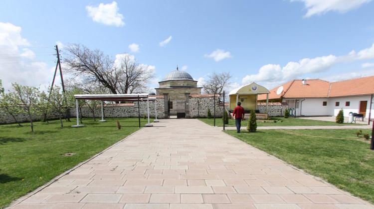 <p>Sultan Murat Hüdavendigar Türbesi Restorasyonu</p>
<p> </p>