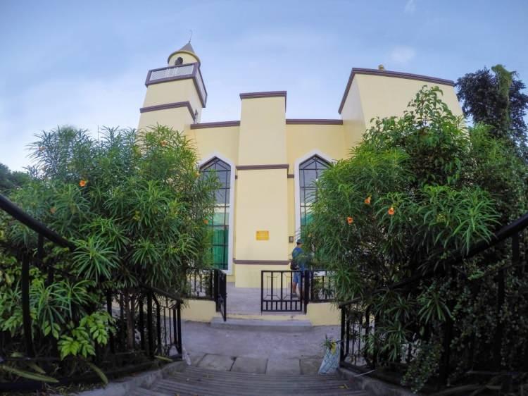<p>Filipinler Fatih Camii</p>

<p> </p>
