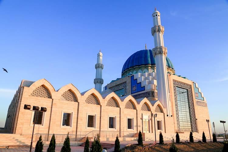 <p>Kazakistan Hoca Ahmet Yesevi Camii</p>
<p> </p>