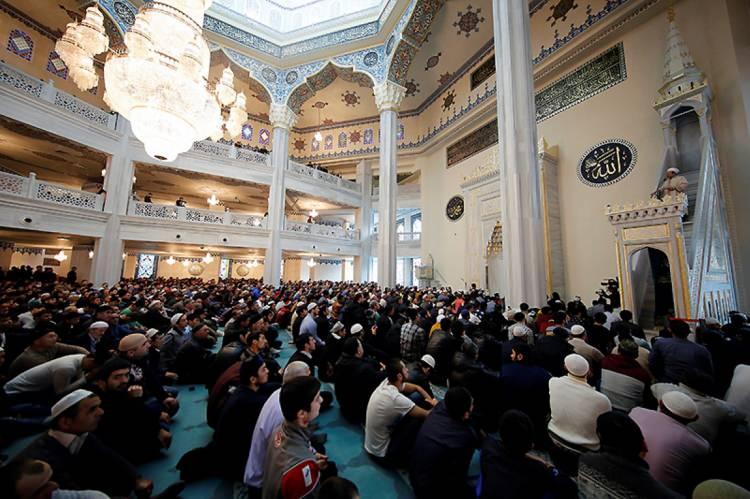 <p>Moskova Merkez Camii</p>

<p> </p>
