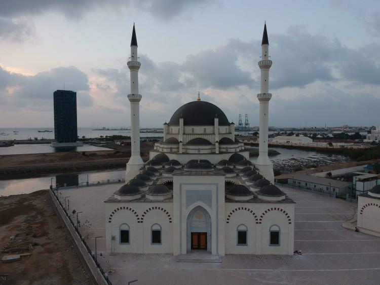 <p>Cibuti 2. Abdülhamid Han Camii ve Külliyesi</p>

<p> </p>
