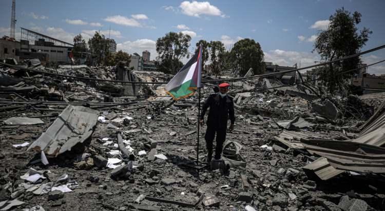 <p><span style="color:#008080"><strong>M&uuml;sl&uuml;man d&uuml;şmanlığı yapılarak her yıl gen&ccedil;, yaşlı, &ccedil;ocuk demeden yakıp yıkmaya devam ediliyor. Bununla yetinilmeyip Kud&uuml;s'e sahip olmak isteyen bazı g&uuml;&ccedil;lerle beraber medya &uuml;zerinden algı da oluşturuluyor.&nbsp;</strong></span><strong><a href="https://www.yasemin.com/" target="_blank"><span style="color:rgb(255, 255, 255)">Yasemin.com</span></a></strong></p>
