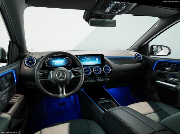 <p>Mercedes B- Serisinin özellikleri A serisiyle neredeyse aynı denebilir.</p>