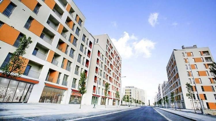 <p>En büyük işyerinde fiyat 1 milyon 300 bin liraya çıkacak ve 9 bin 750 liralık taksitlerle ödeme imkânı sağlanacak. </p>