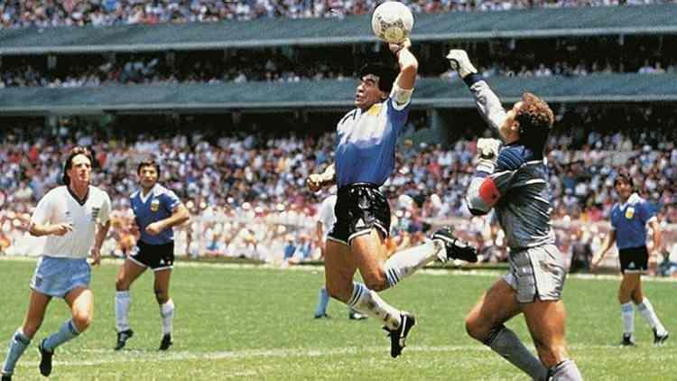 <p>2. Diego Maradona</p>
