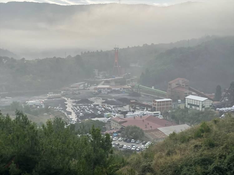 <p>Türkiye Taşkömürü Kurumu (TTK) Amasra Müessese Müdürlüğüne bağlı maden ocağında dün saat 18:15 sıralarında, ilk belirlemelere göre grizu kaynaklı patlama meydana geldi.</p>
