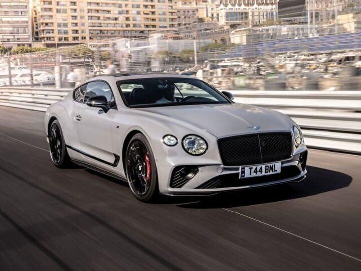 <p>Bentley:</p>

<p>Flying-Spur GT</p>

<p>ve Bentayga GTC</p>
