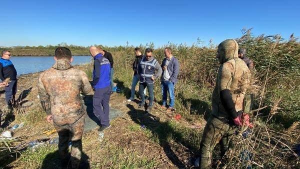 <p>İzmit Sanayi Mahallesi Ömer Türkçakal Bulvarı'nda 'kuş cenneti' olarak bilinen sahilde, kaçak midye avcılığı ihbarı yapıldı. </p>
