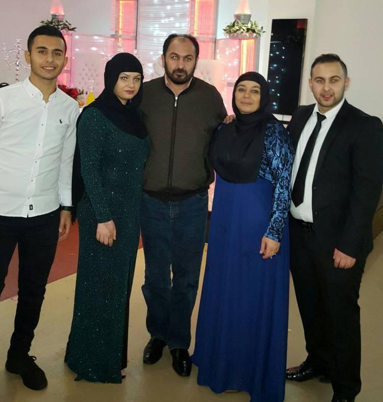 <p>Son kemoterapi sonrası mide kanaması geçirdi, komaya girdi. O komadan çıkamadı.</p>