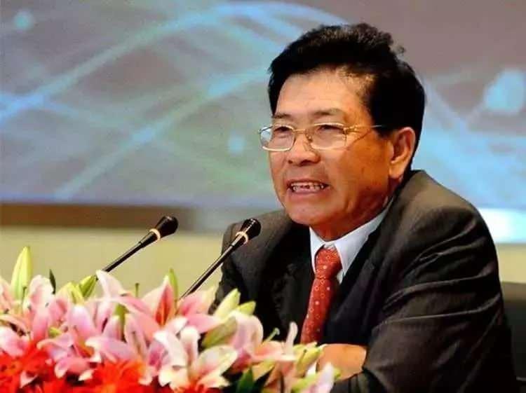 <p>37-HE XİANGJİAN: 37.7 MİLYAR DOLAR</p>
<p>Ev Aletleri, Üretim (Çin)</p>