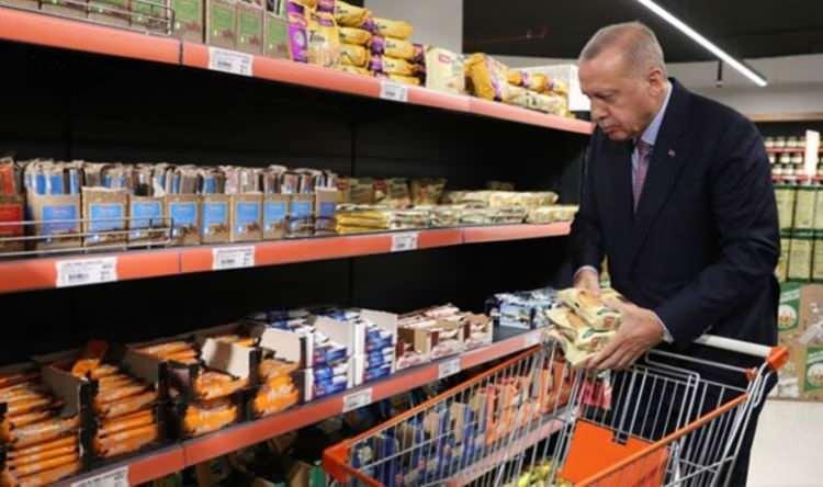 <p>Cumhurbaşkanı Erdoğan'ın talimatı üzerine başlayan indirimli satışlar devam ederken 22-31 Ekim ayına özel yeni indirimli ürünler listesi de açıklandı.</p>