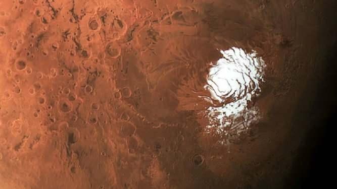 <p>2018 yılında İtalyan bilim insanları Science dergisinde yayınlanan "Mars'ta buzul altı sıvı suyun radar kanıtı" başlıklı makalede Mars'ın güney kutbunda buzulunun altında hapsolmuş sıvı su olduğu teorisini ortaya atmışlardı.</p>
