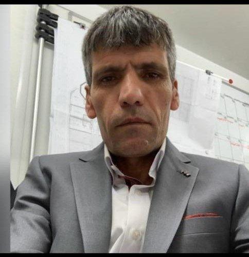 <p>İzmir'de A.Ç. isimli kadından iki çocuğu olduktan sonra yurt dışına kaçan iş adamı Zeki Sabuncu, 24 yıl sonra Hollanda polisine yakalanınca DNA örneği alındı.</p>
