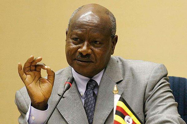 <p><strong>Uganda</strong></p>

<p>Yoweri Museveni</p>

<p>Göreve başlama tarihi: 1986</p>

<p>İktidar süresi: 36 yıl</p>
